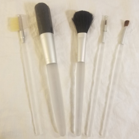 Avon Makeup Avon Makeup Brush Set Poshmark